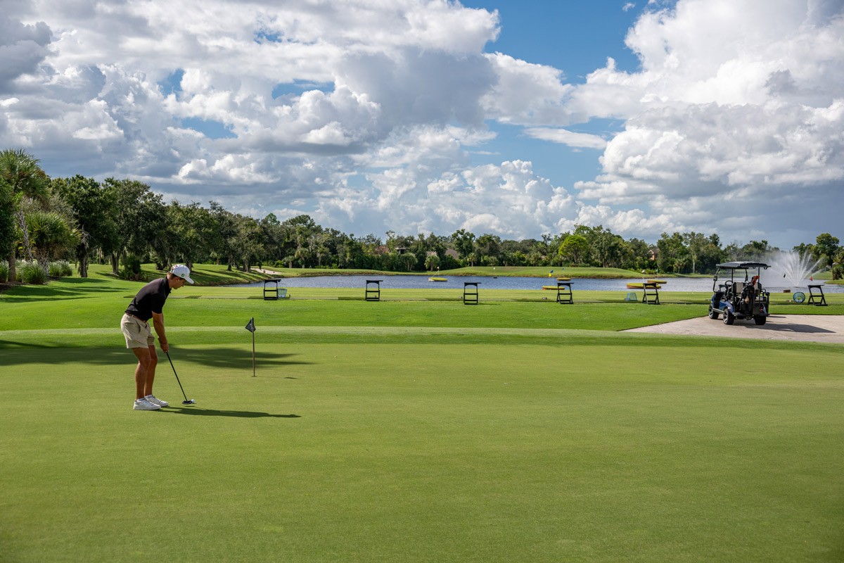 Golf at Heritage Oaks