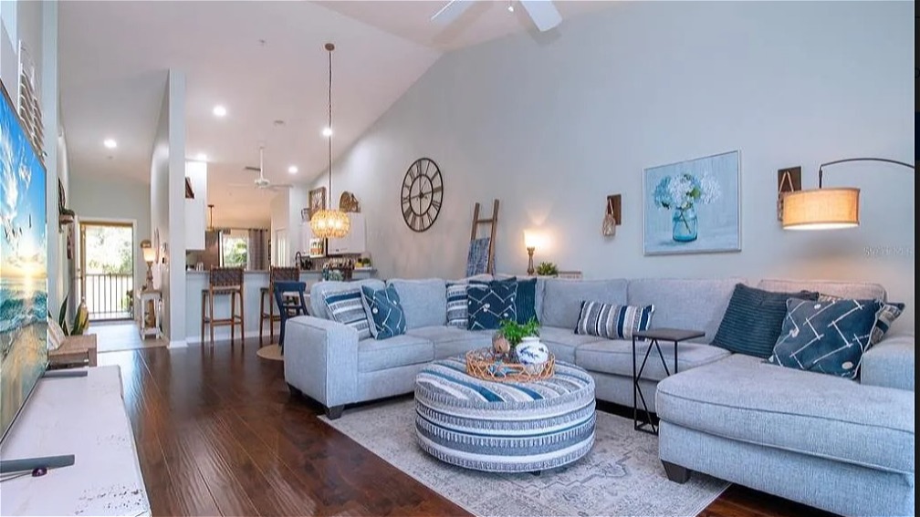 Listing# 159 Property Photo