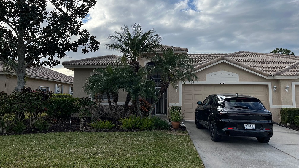 Listing# 170 Property Photo